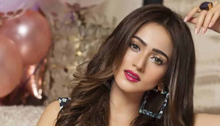 17 سال کی عمر میں شادی ہوئی، چھوٹی عمر کی شادی کے حق میں ہوں، زرنش خان