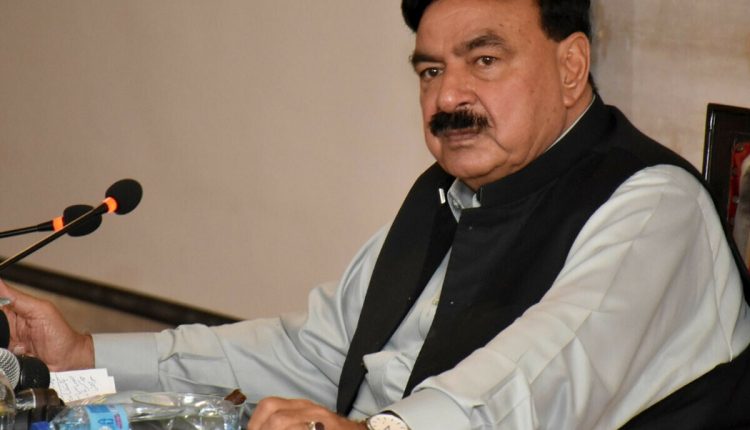 جہاں خرید و فروخت کی منڈی ہوتی ہے وہاں آصف زرداری ہوتے ہیں، شیخ رشید