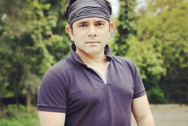 مشہور بھارتی کامیڈین اداکار دیپیش بھان چل بسے