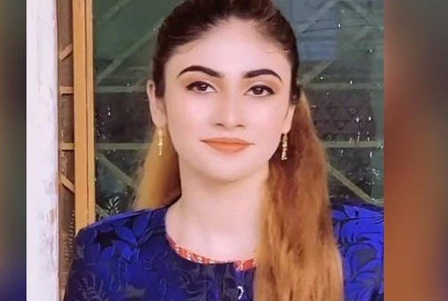 عامر لیاقت کی تیسری اہلیہ دانیہ شاہ نے ٹوئٹر اکاؤنٹ بنالیا