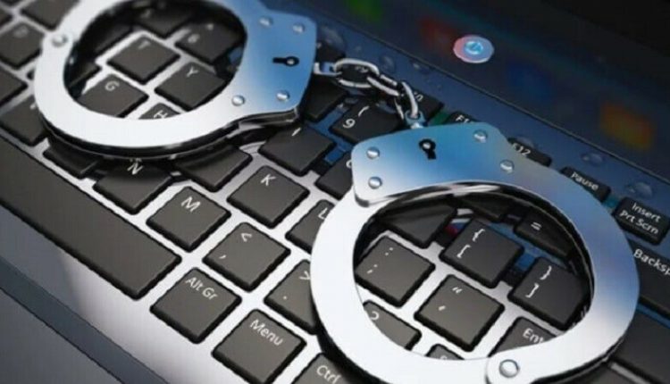 کوئٹہ: بلیک میلنگ اور چائلڈ پورنوگرافی میں ملوث پولیس اہلکار گرفتار