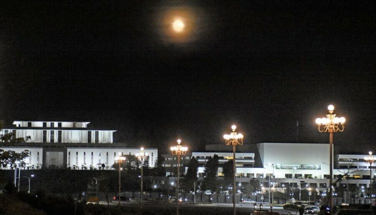 پاکستان میں پارلیمنٹ ہی سب سے کمزور کیوں؟