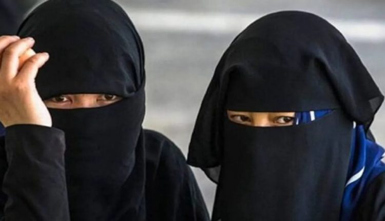 بھارت، باحجاب طالبات کی شمولیت پر ہندو تنظیموں کا واویلا
