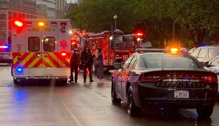 وائٹ ہاؤس کے قریب آسمانی بجلی گرنے سے 4 افراد زخمی