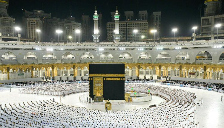 سال 2022میں پاکستانیوں نےپڑوسی ممالک کی نسبتا سستا حج کیا، وزیرمذہبی امور