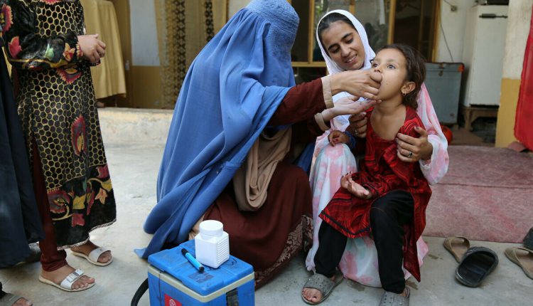 ملک کے 4 کروڑ 33 لاکھ بچوں کو پولیو سے بچانے کے لیے 5 روزہ مہم شروع