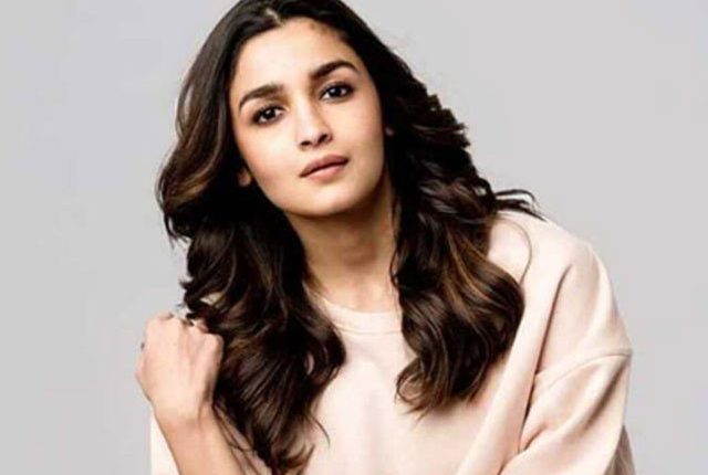 بالی ووڈ میں صنفی امتیاز کا سامنا کرنا پڑا، عالیہ بھٹ کا انکشاف