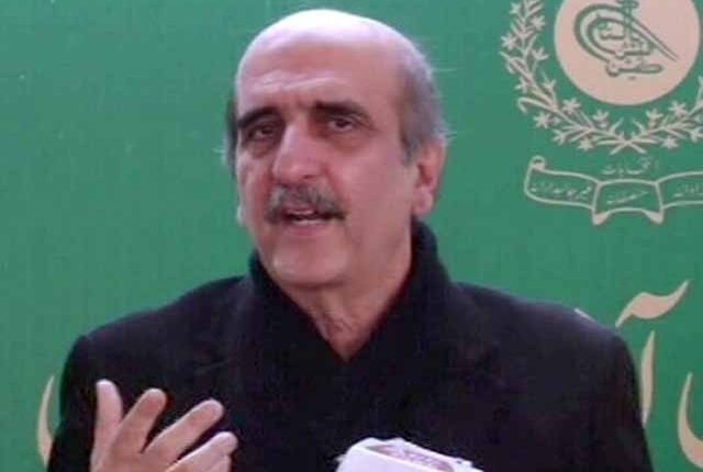 عمران خان استعفا دے کر پارٹی نظریاتی کارکنوں کے حوالے کریں، اکبر ایس بابر