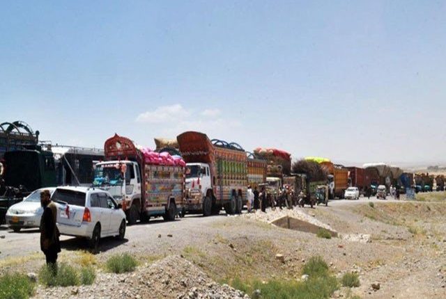 کوئٹہ میں پبلک ٹرانسپورٹ کی ہڑتال کا تیسرا روز، اہم شاہراہیں بند