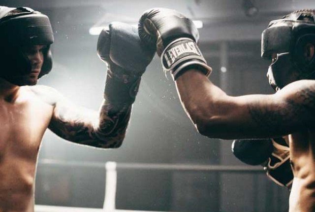 کامن ویلتھ گیمز: دو پاکستانی باکسرز روپوش