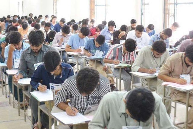 خیبر پختونخوا نے انجینئرنگ ٹیسٹ فیس کم کرنے کا اعلان کر دیا