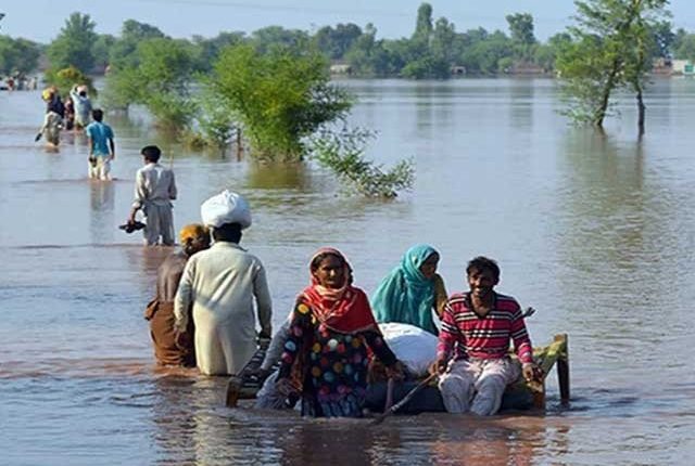 طوفانی بارشوں اور سیلاب سے 30 لاکھ افراد متاثر، 830 افراد جاں بحق اور سیکڑوں زخمی