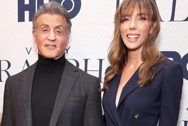 سلویسٹر اسٹالون کی اہلیہ طلاق کے لیے عدالت پہنچ گئیں