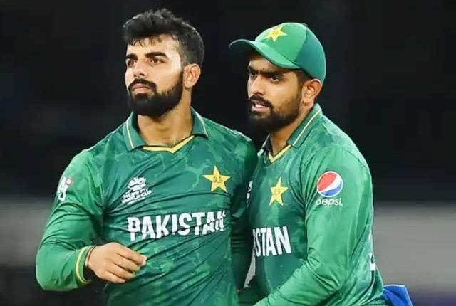 چاہتا ہوں کوہلی بڑی اننگز کھیلیں مگر پاکستان کیخلاف نہیں، شاداب