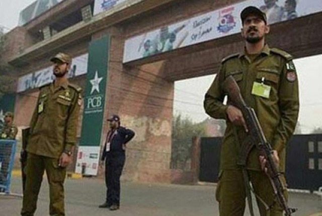 لاہور؛ پولیس افسران نے انتقامی کارروائیوں کا حصہ بننے سے ہاتھ اُٹھا لیے