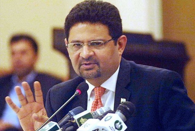 ملک کو نقصان پہنچانا سیاست ہے تو سیاست چھوڑ دیں، مفتاح اسماعیل کا شوکت ترین کی آڈیو پر ردعمل