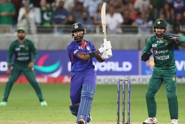 ایشیاکپ: سلو اوور ریٹ پر پاکستان اور بھارت کی ٹیموں پر جرمانہ