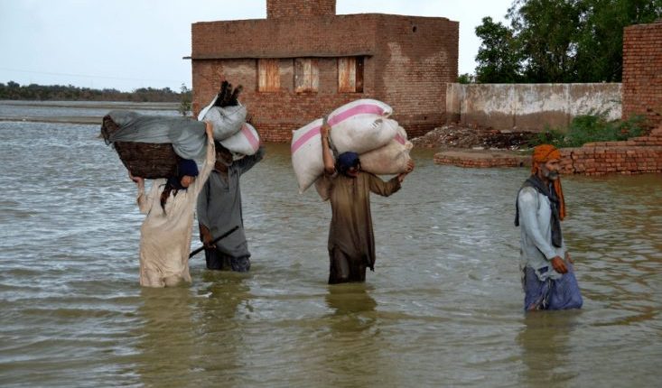 محکمہ صحت کی جانب سے پولیس لائن میں سیلاب متاثرین کو طبی امداد دی گئی