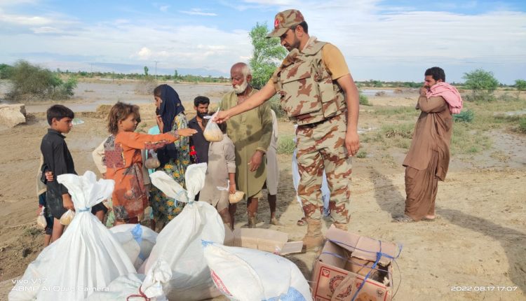 ایف سی بلوچستان کی سول انتظامیہ کے ہمراہ سیلاب زدہ علاقوں میں ریلیف کی کارروائیاں جاری