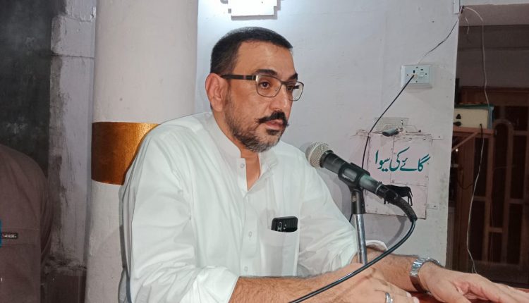 بلوچستان میں سیلاب کے تباہ کاریوں کی وجہ سے زندگی مفلوج ہو کر رہ گئی ہے۔