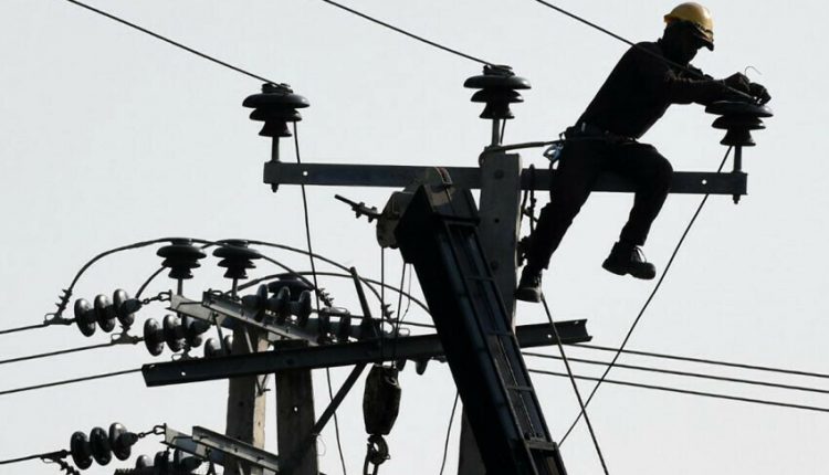 پی ٹی آئی دور حکومت میں بجلی چوری اور لائن لاسز میں سو فیصد اضافے کا انکشاف