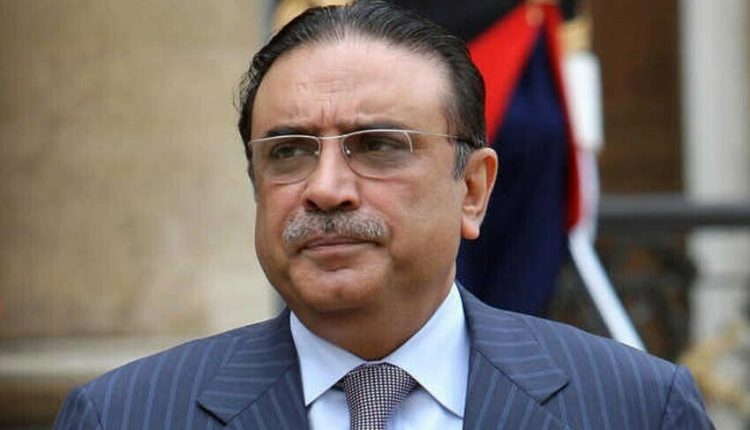 آصف زرداری سمیت کئی شخصیات کے خلاف پرانے نیب مقدمات کے جائزے کا فیصلہ