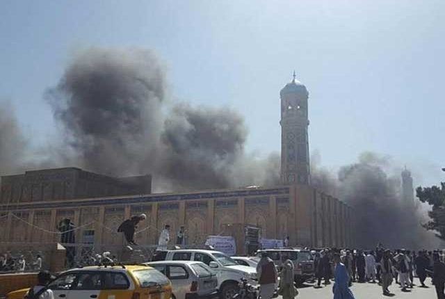 افغانستان کی مسجد میں دھماکا، طالبان کے حامی اسکالر سمیت 15 نمازی شہید