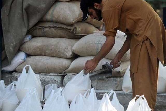 وزیراعلیٰ بلوچستان کی صوبے میں آٹے کی زائد نرخوں پر فروخت ہنگامی بنیادوں روکنے کی ہدایت