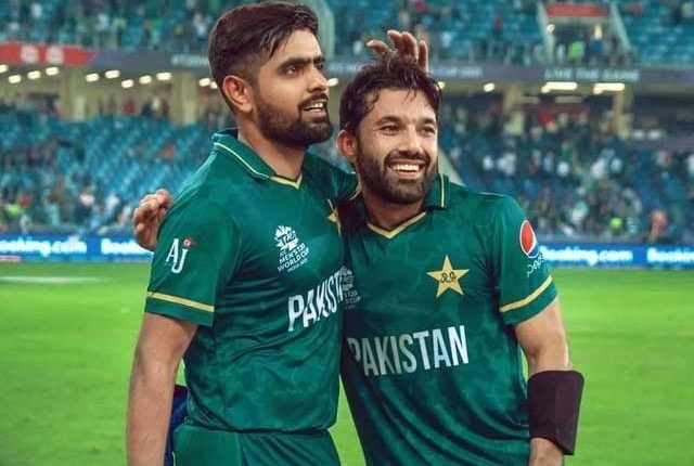 ٹی20 رینکنگ میں رضوان نے بابراعظم سے پہلی پوزیشن چھین لی