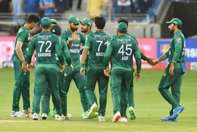 ایشیاکپ میں شکست نے سلیکٹرز کو امتحان میں ڈال دیا، ٹیم کے دوبارہ انتخاب پر مشاورت