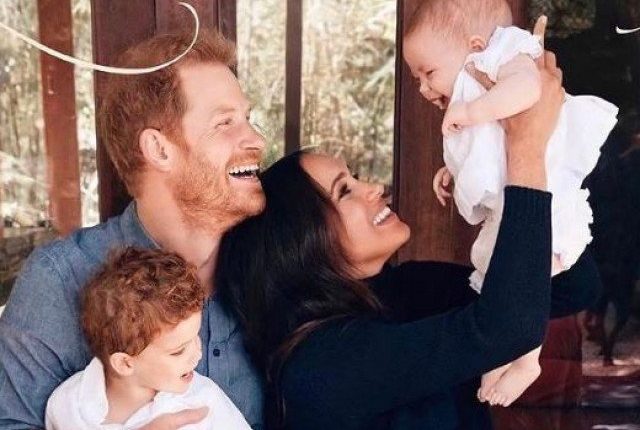 شہزادہ ہیری اور میگھن مارکل کے بچوں کو شاہی القابات سے محروم رکھا جائے گا