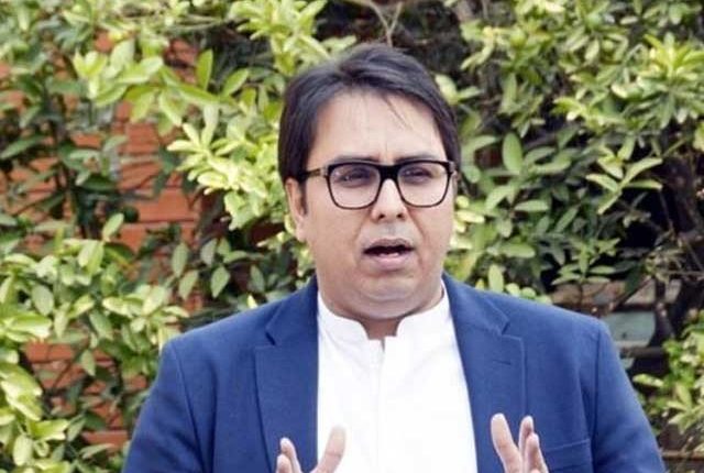 مسلم لیگ ن نے شہباز گِل کو قانونی نوٹس بھجوادیا