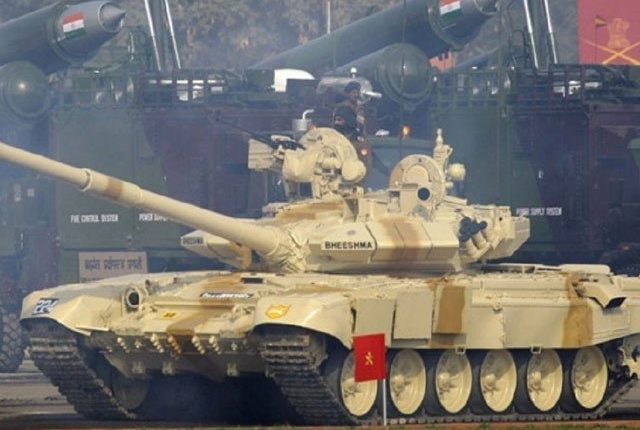 بھارتی فوج کا ٹی 90 ٹینک پھٹ گیا، افسر سمیت 2 اہلکار ہلاک