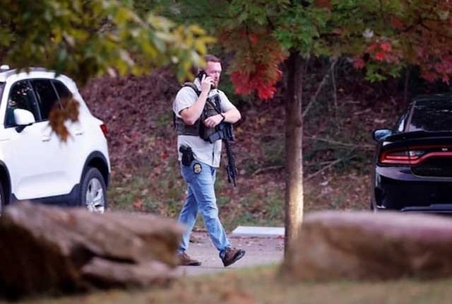 امریکا میں فائرنگ، پولیس افسر سمیت 5 افراد ہلاک متعدد زخمی