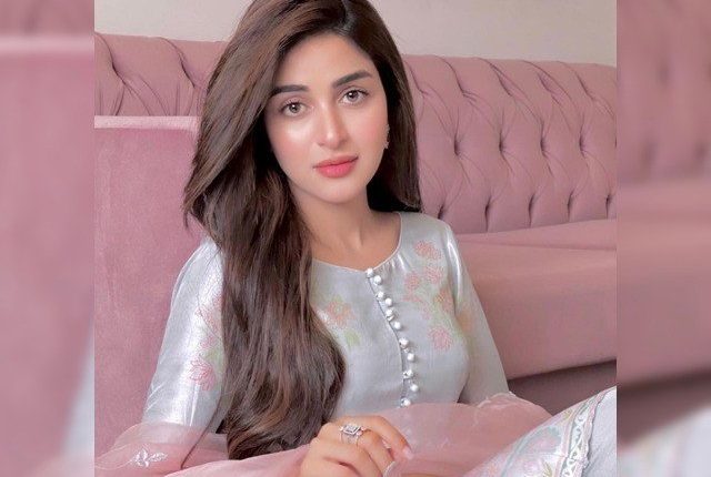 انمول بلوچ نے شوبز کی دنیا میں کیسے قدم رکھا؟