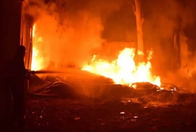 بھارت میں سوتیلے باپ نے بچوں، بیوی اورساس سسر کو زندہ جلا دیا