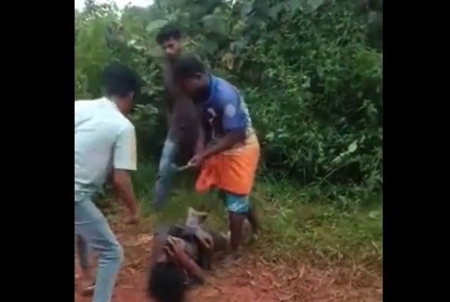 بھارت میں دومسلمان لڑکے ہندوانتہاپسندوں کے انسانیت سوز تشدد سے شہید