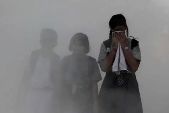 دلی میں فضائی آلودگی، پرائمری اسکولز بند کردئیے گئے