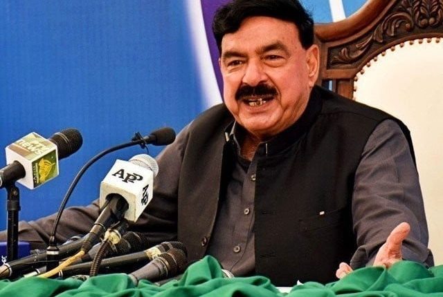 عمران خان کا لانگ مارچ عارضی طور پر رُکا ہے، شیخ رشید