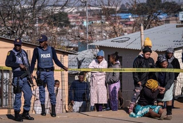 جنوبی افریقا میں نامعلوم ملزمان کی فائرنگ سے 6 افراد ہلاک