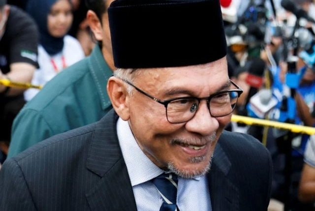 سینئر سیاست دان انور ابراہیم ملائیشیا کے نئے وزیراعظم مقرر