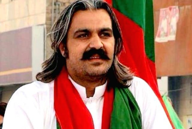 علی امین گنڈا پور کیخلاف 13 مقدمات خارج کرنے کا حکم