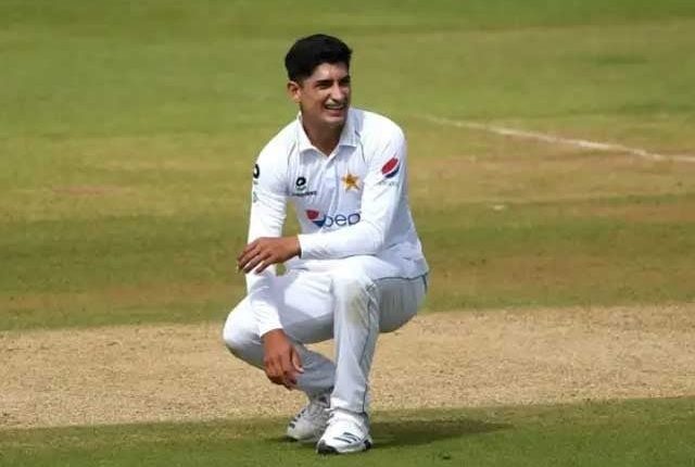 شاید ہم سے گیند ریورس نہیں ہورہی، نسیم شاہ