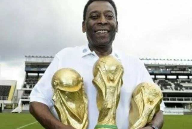 فٹبال کنگ ’پیلے‘ کی موت کی افواہ دم توڑ گئی