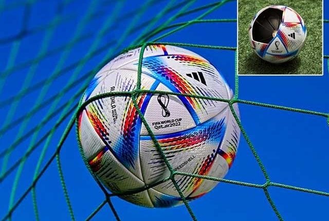 فیفا ورلڈکپ؛ کیا میچز میں استعمال ہونیوالی فٹبالز کو چارج کیا جاسکتا ہے؟