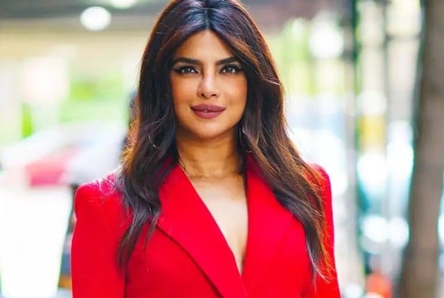 سانولی رنگت کی وجہ سے بالی ووڈ میں بے عزتی کا سامنا کرنا پڑا، پریانکا چوپڑا