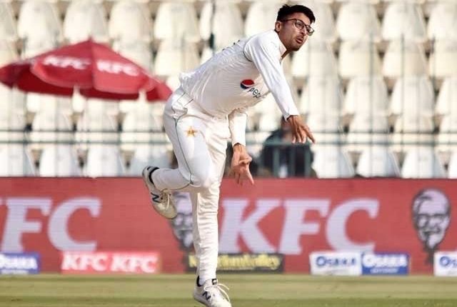 ملتان ٹیسٹ؛ ابرار احمد نے ڈیبیو پر کون سا منفرد ریکارڈ بنالیا؟