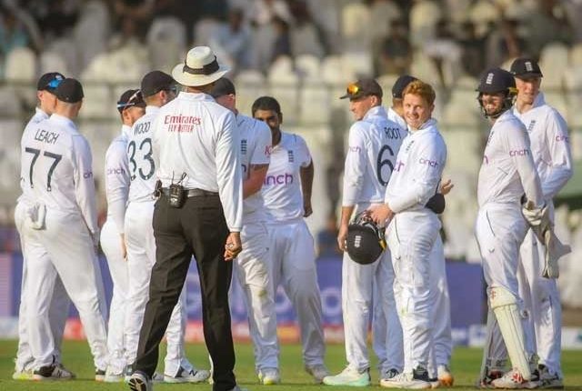 کراچی ٹیسٹ کا پہلا روز: قومی ٹیم 304 رنز پر آل آوٹ