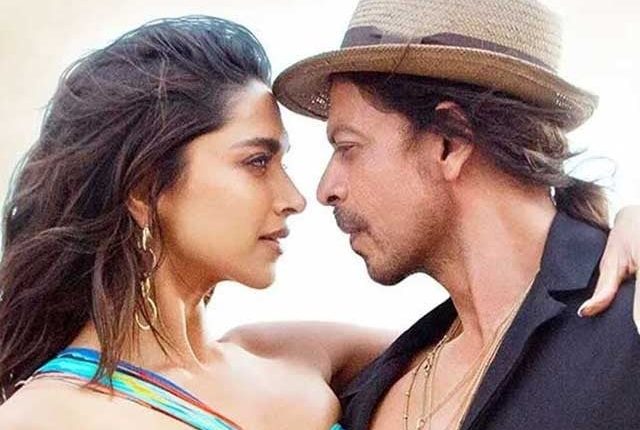 متنازع فلم پٹھان کے گانے ’بےشرم رنگ‘ نے ایک ہفتے میں 100ملین ویوز سمیٹ لیے