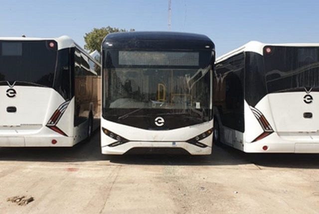 لاہور میں ماحول دوست ہائبرڈ بسیں چلانے کا فیصلہ